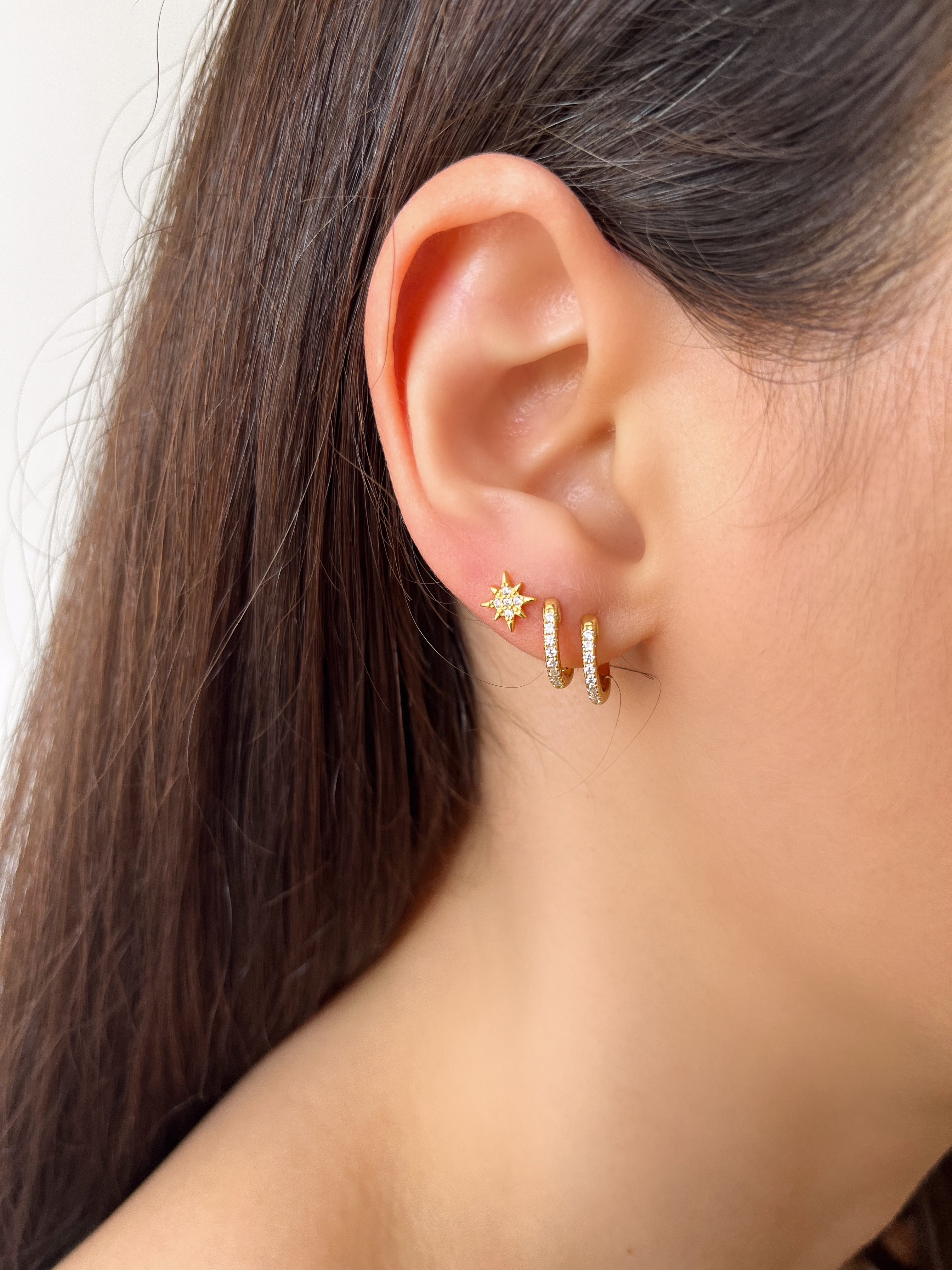 Argola Cravejada - Dourada