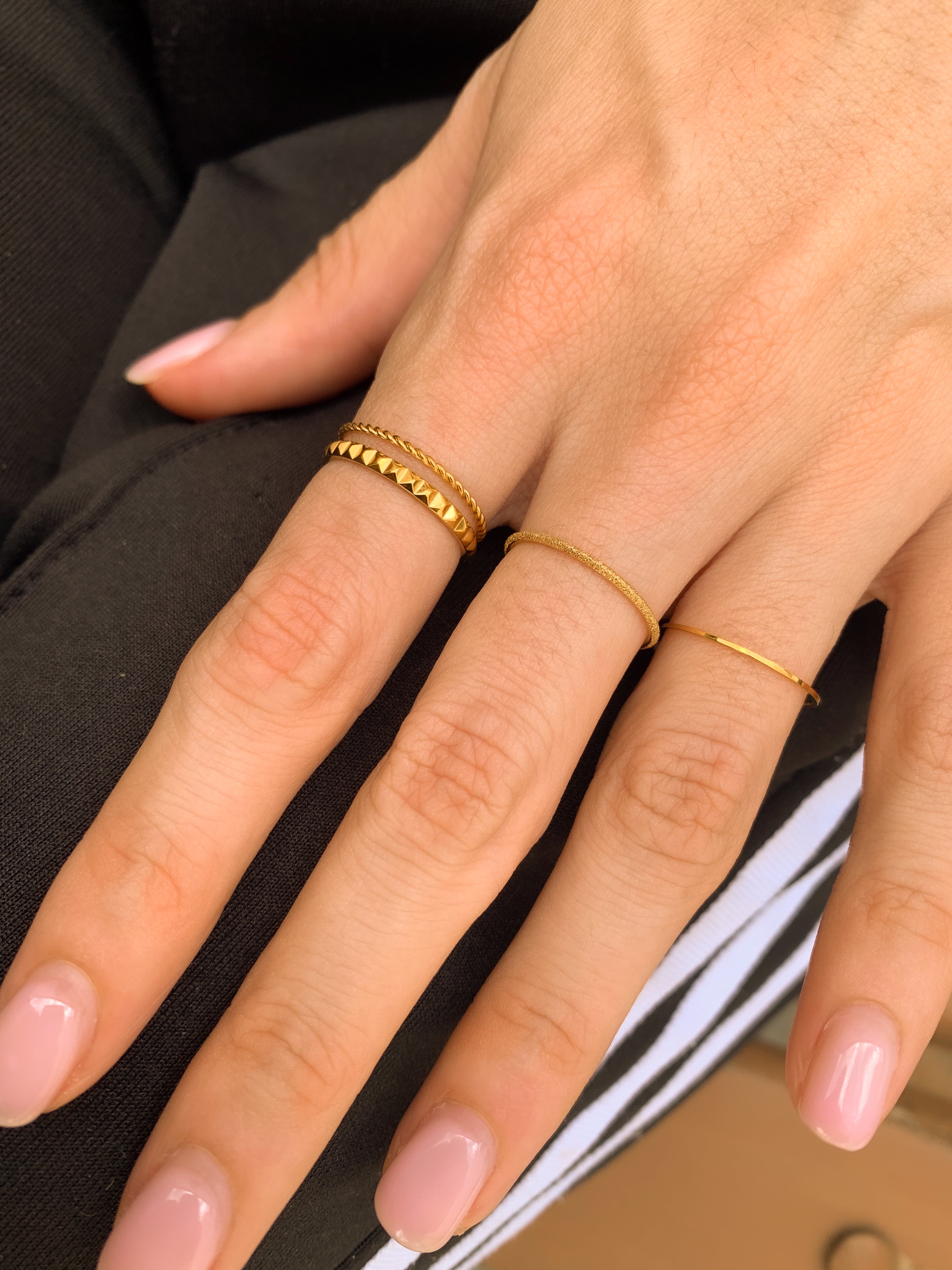 Aliancinha Super Fina - Dourada