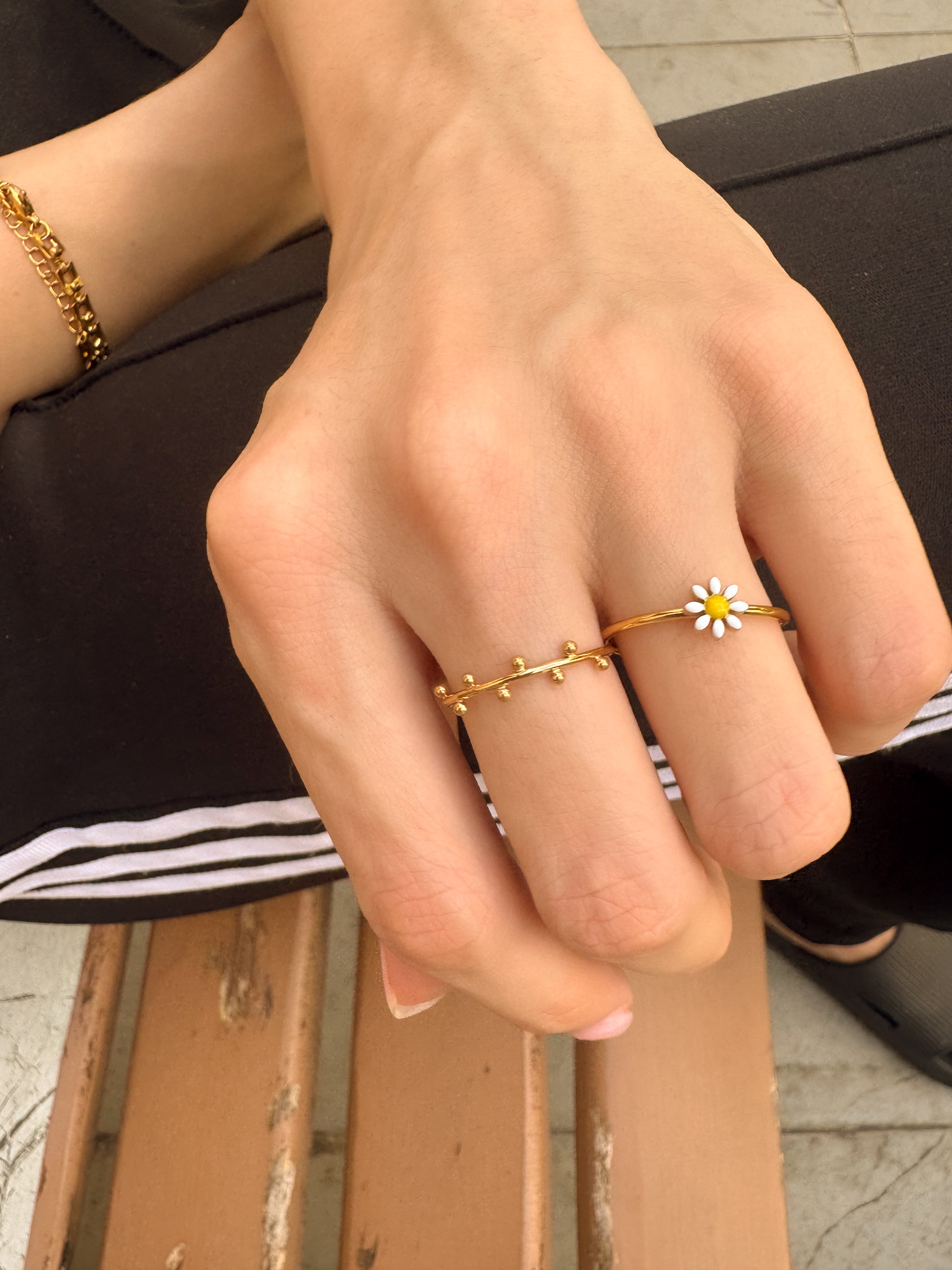 Anel Oito Bolinhas - Dourado