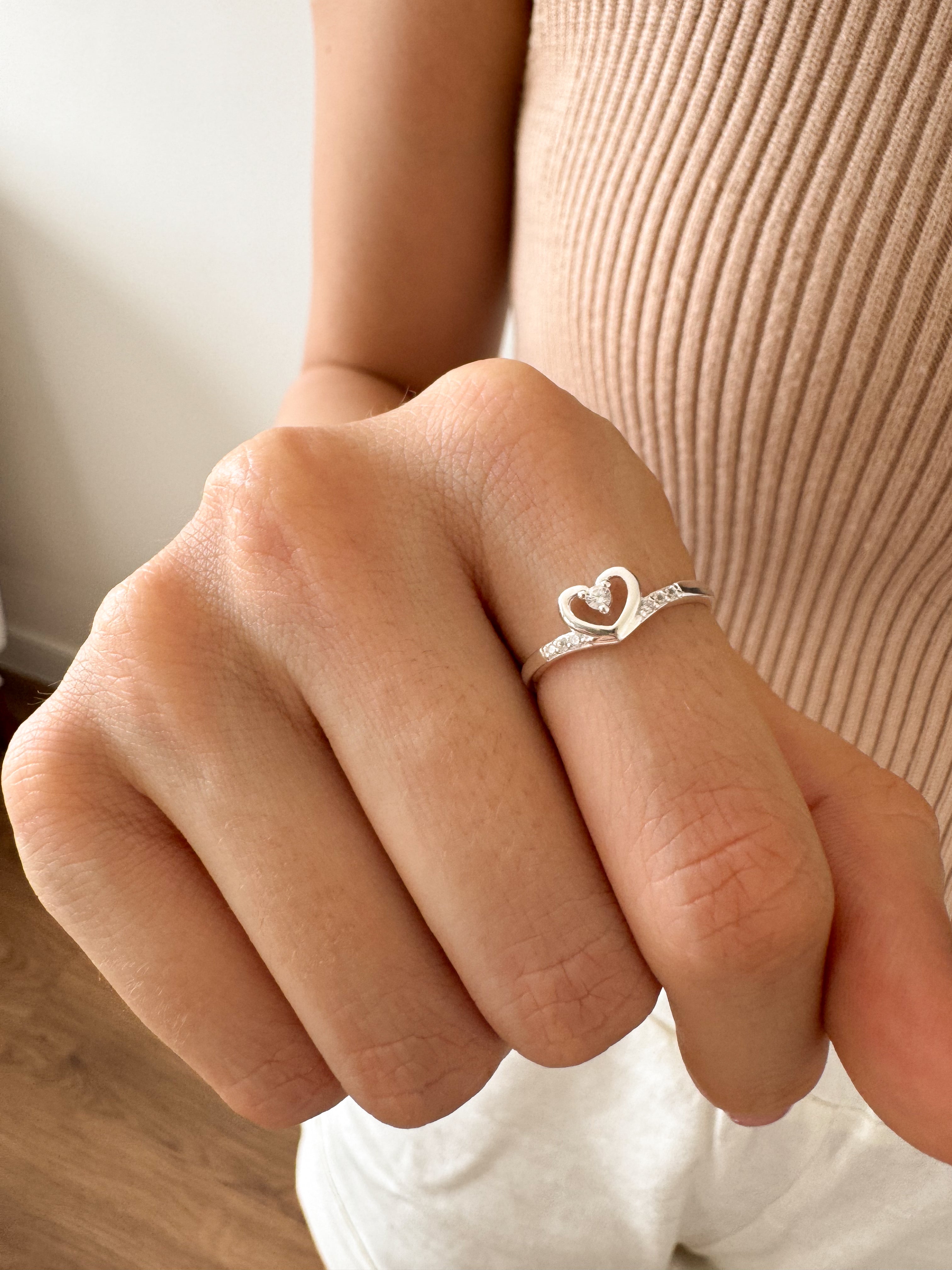 Anel Coração Cravejado - Prata 925