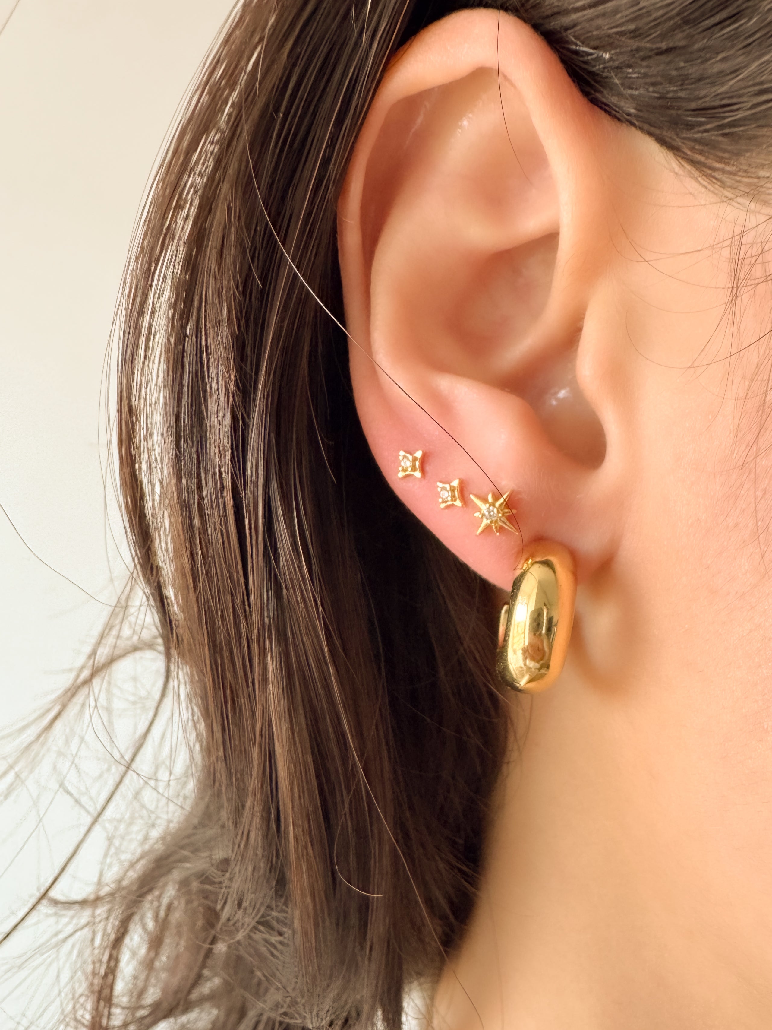 Meia Argola Básica - Dourada