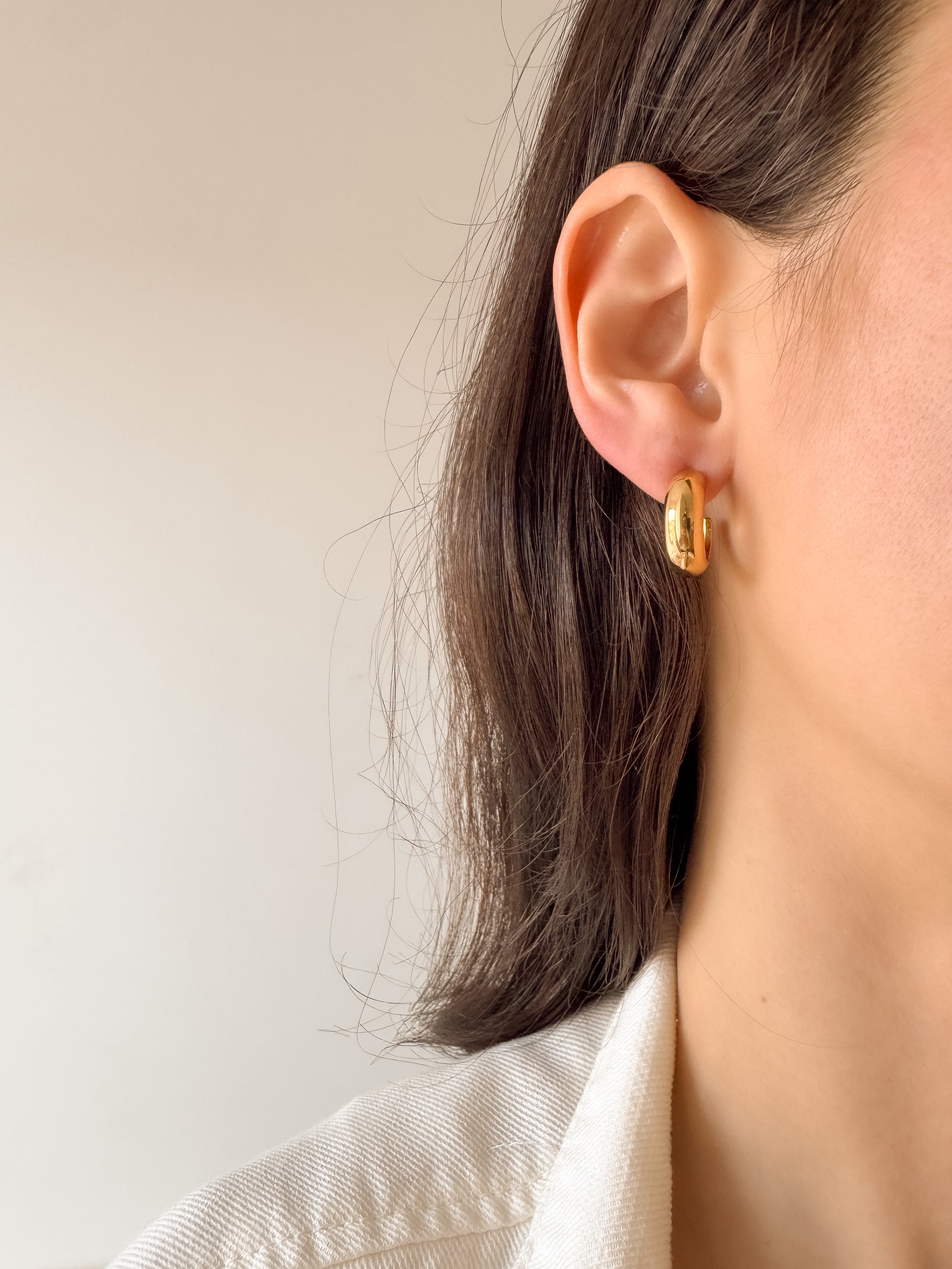 Meia Argola Básica - Dourada