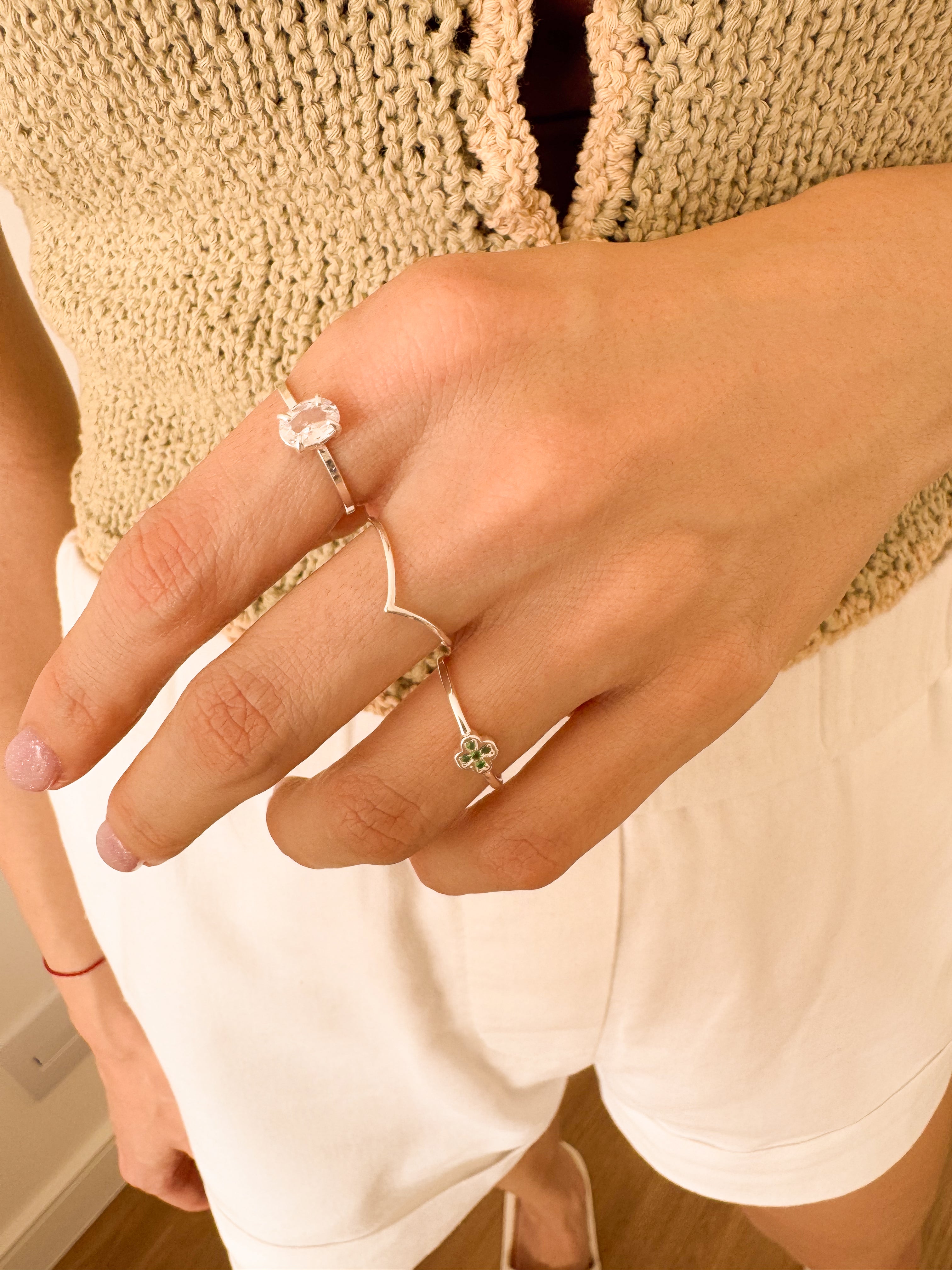 Anel Solitário Oval - Prata 925