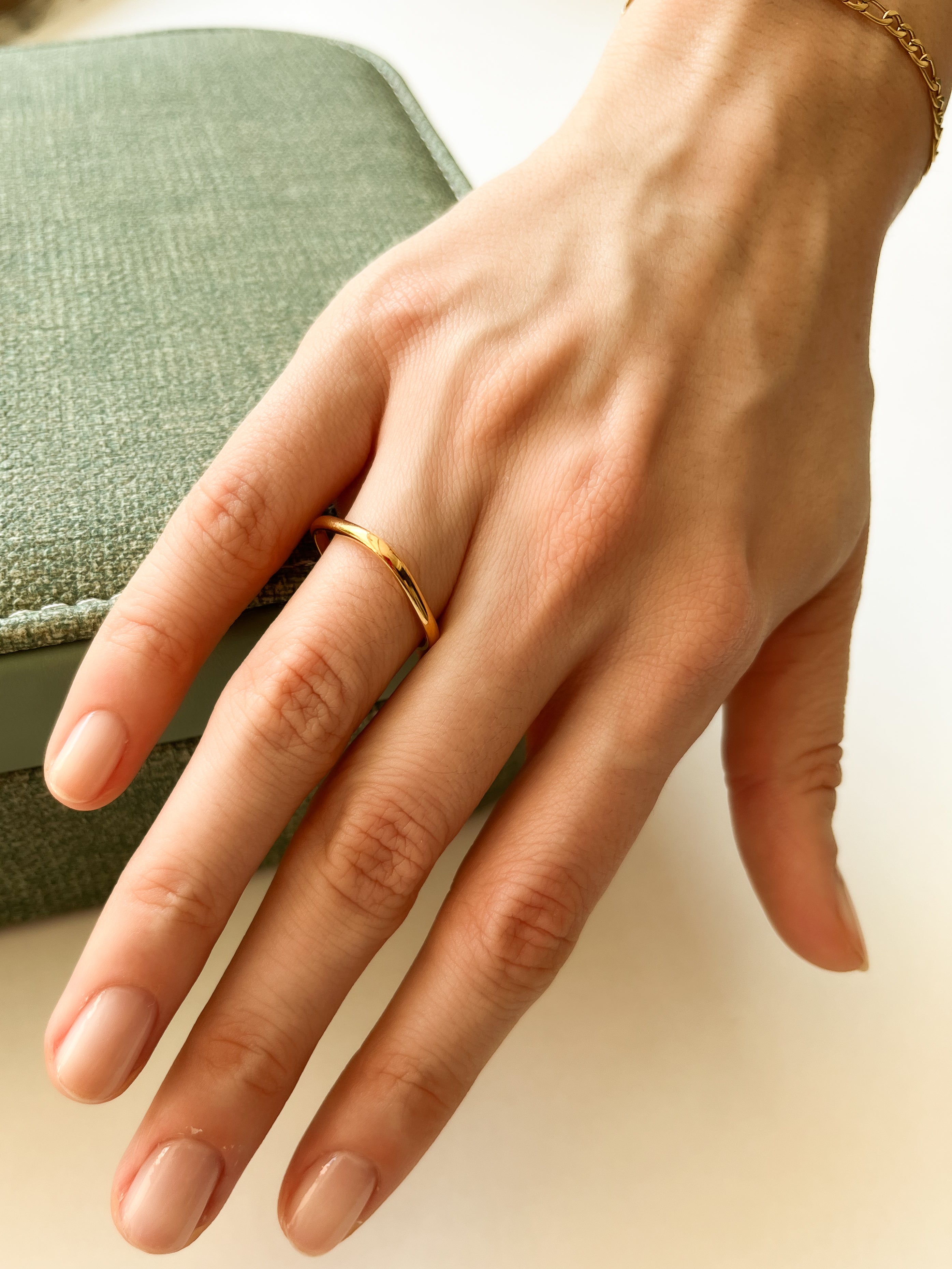 Anel Square - Dourado