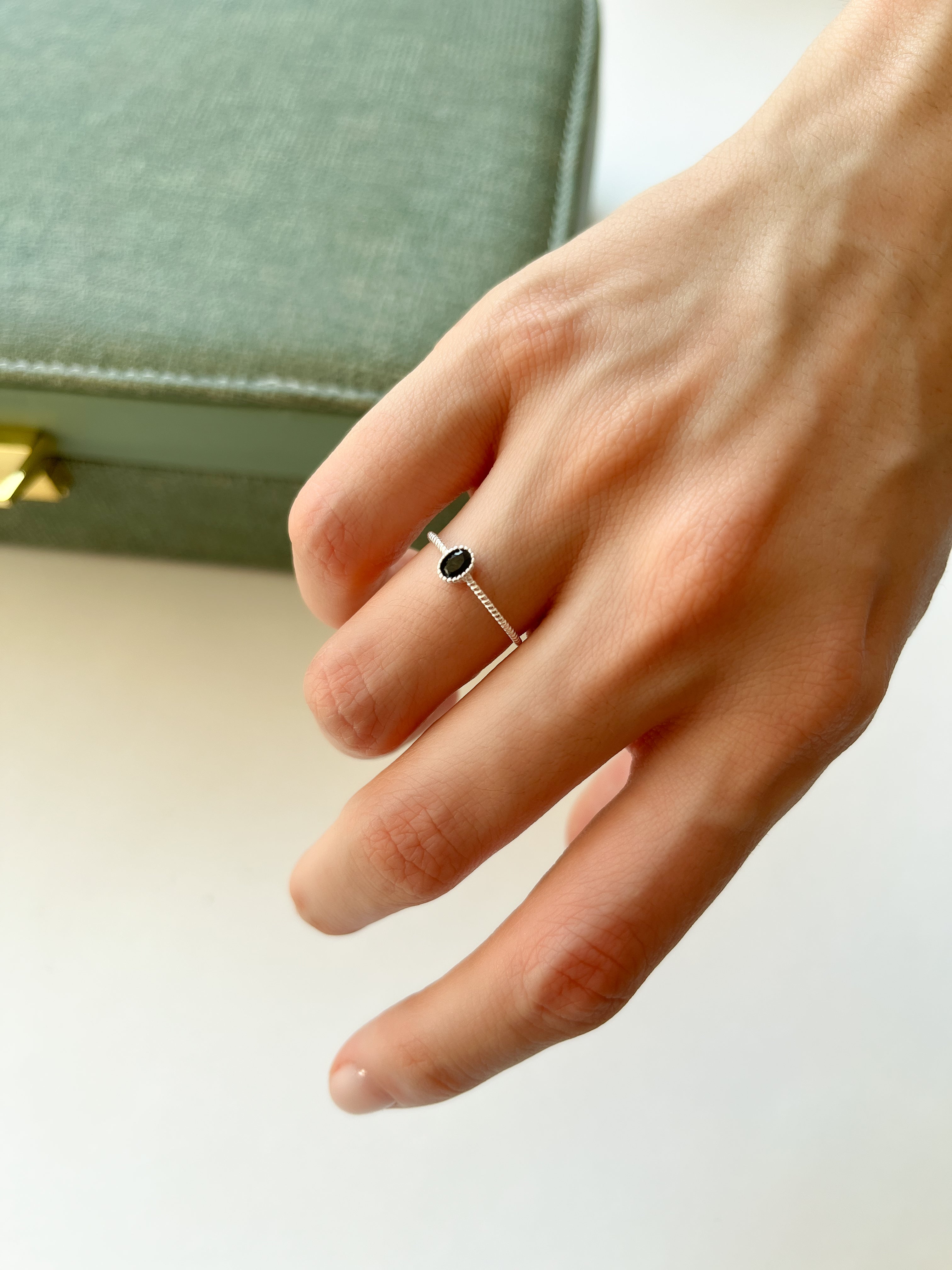 Anel Lucy - Prata 925