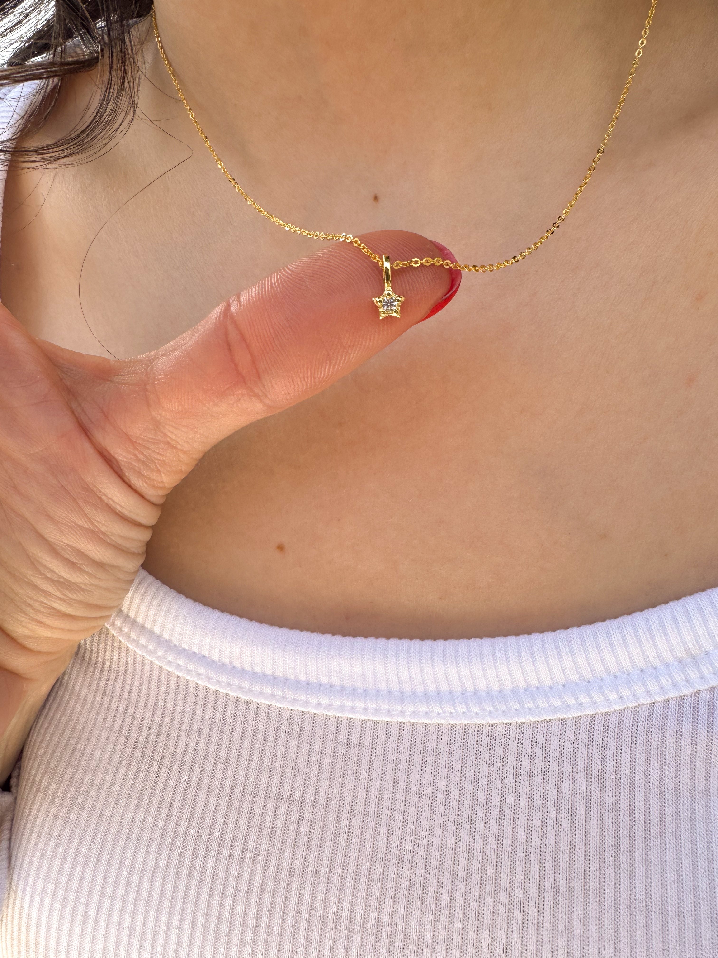 Colar Micro Estrela - Dourado