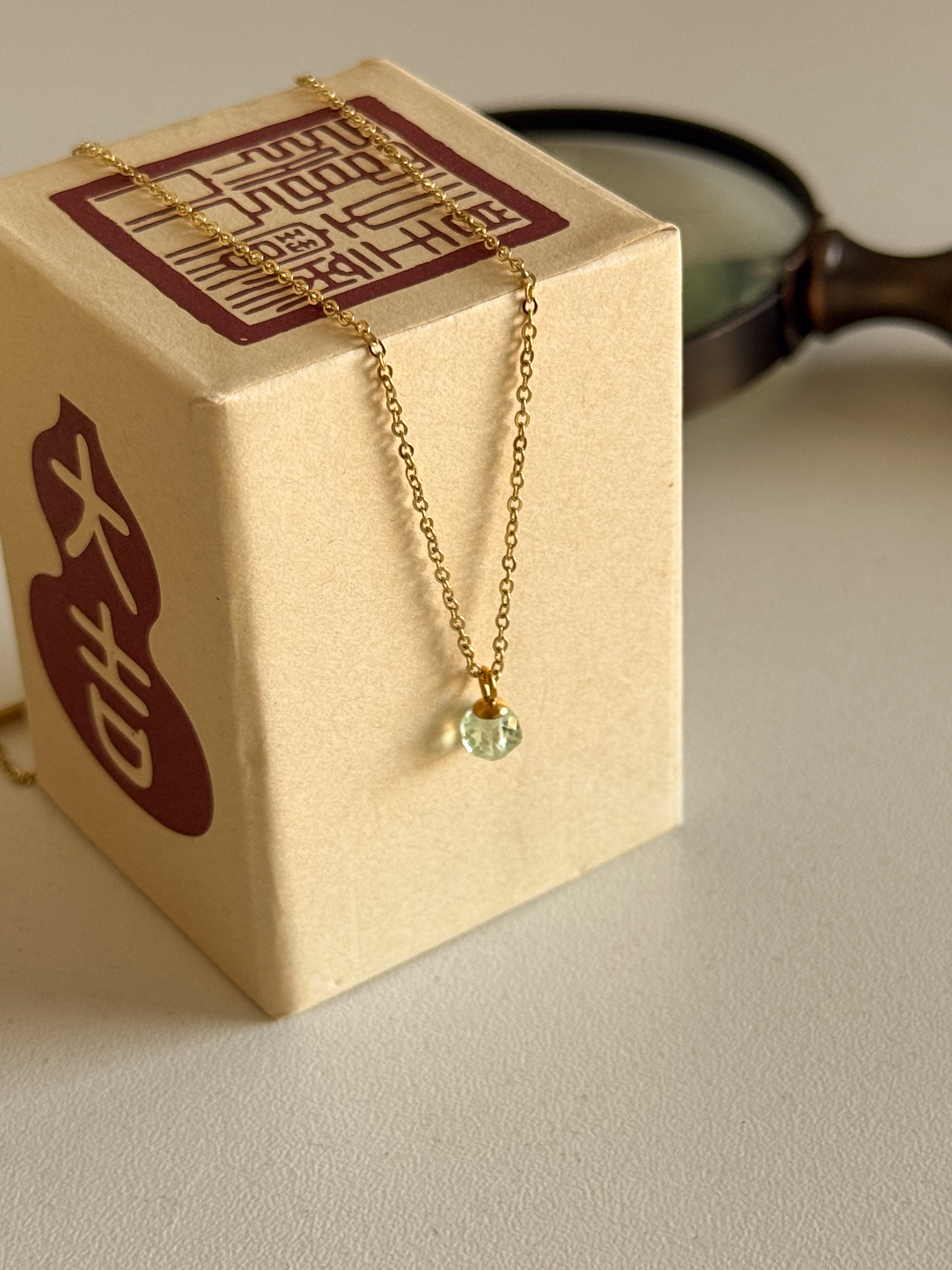 Pingente Mini Amazonita Natural - Dourado