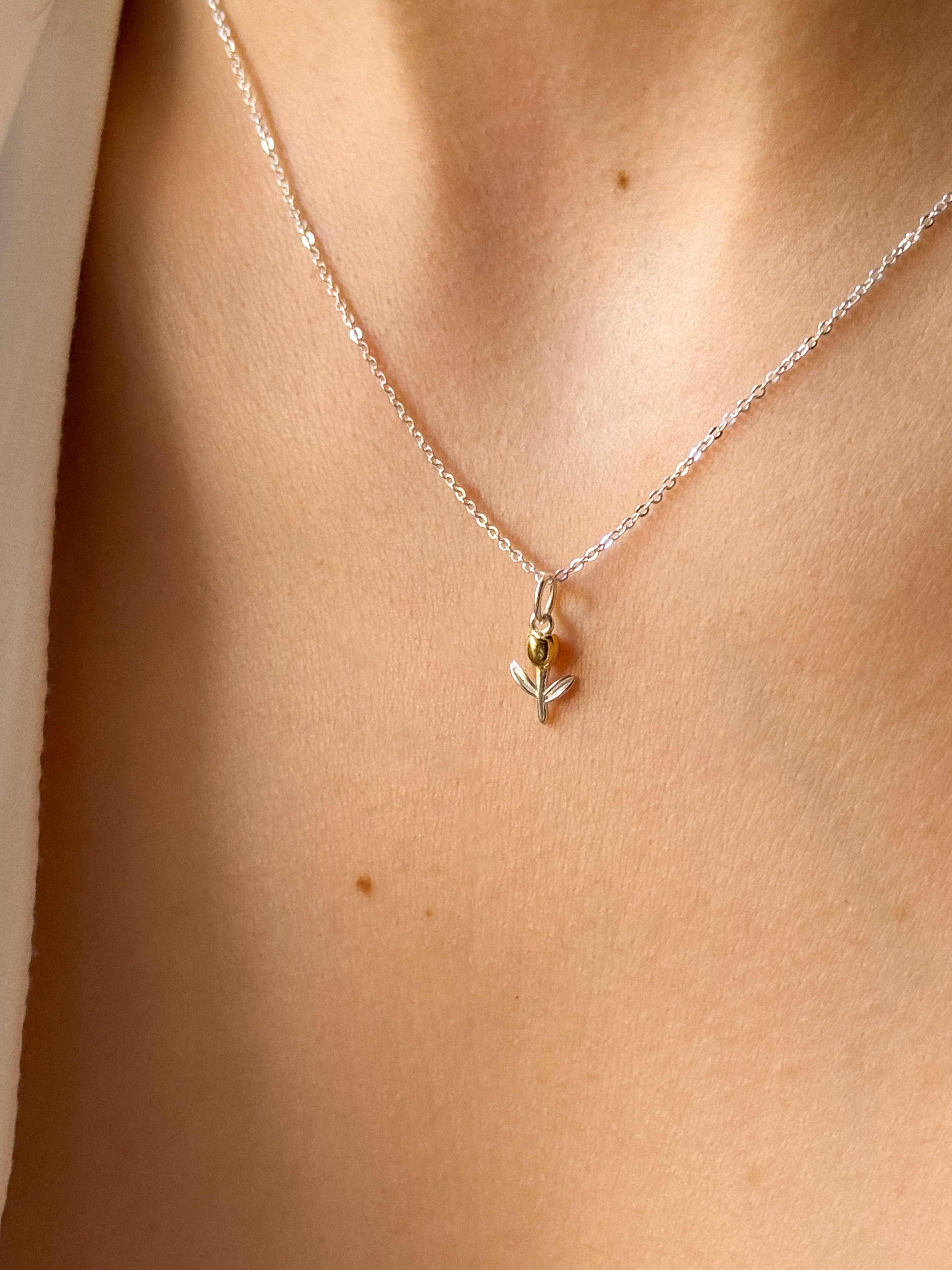 Pingente Tulipa Dourada - Prata 925