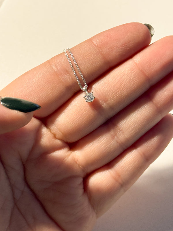 Colar Mini Solitário com Garras - Prata 925