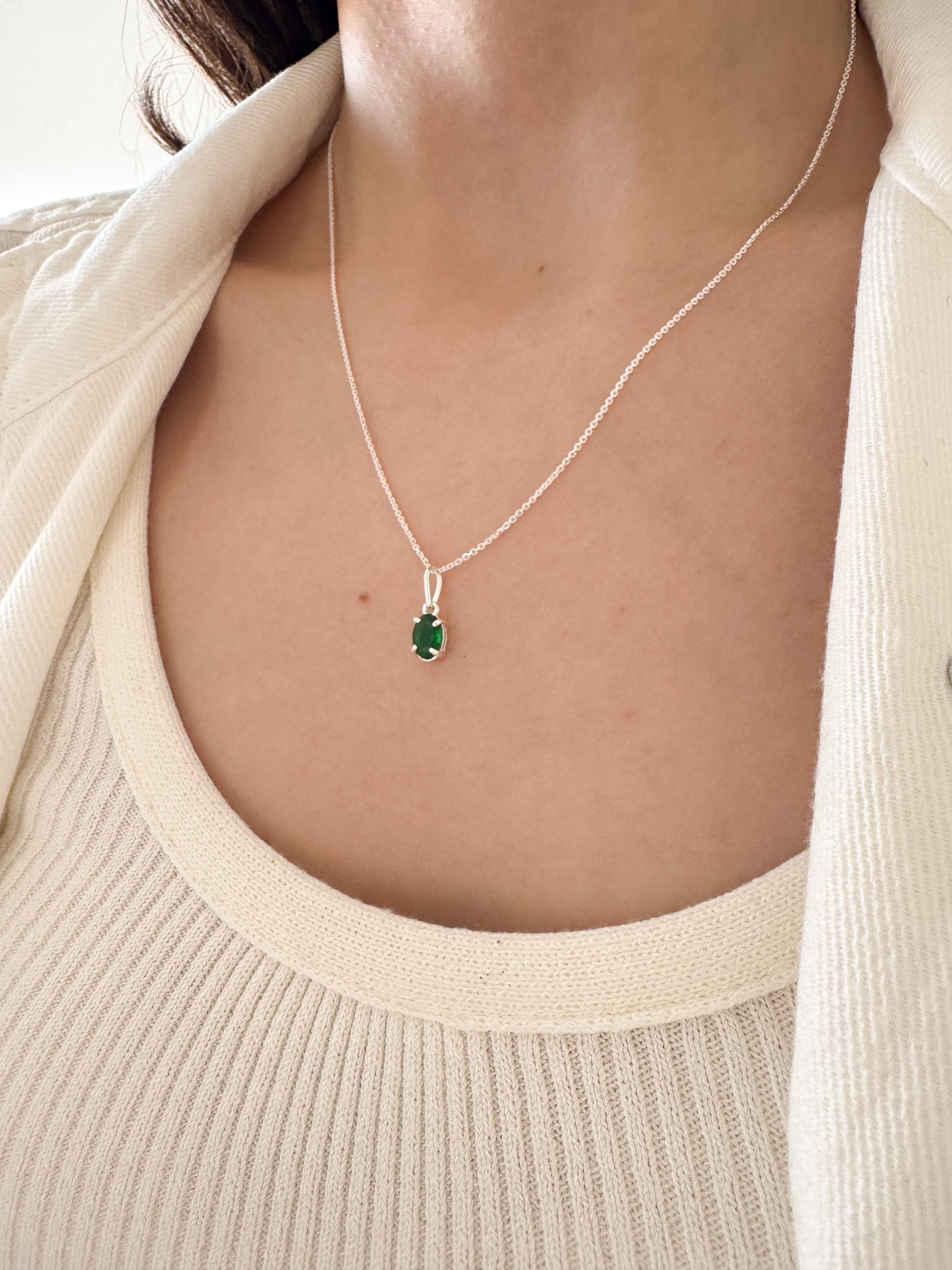 Pingente Oval Esmeralda - Prata 925