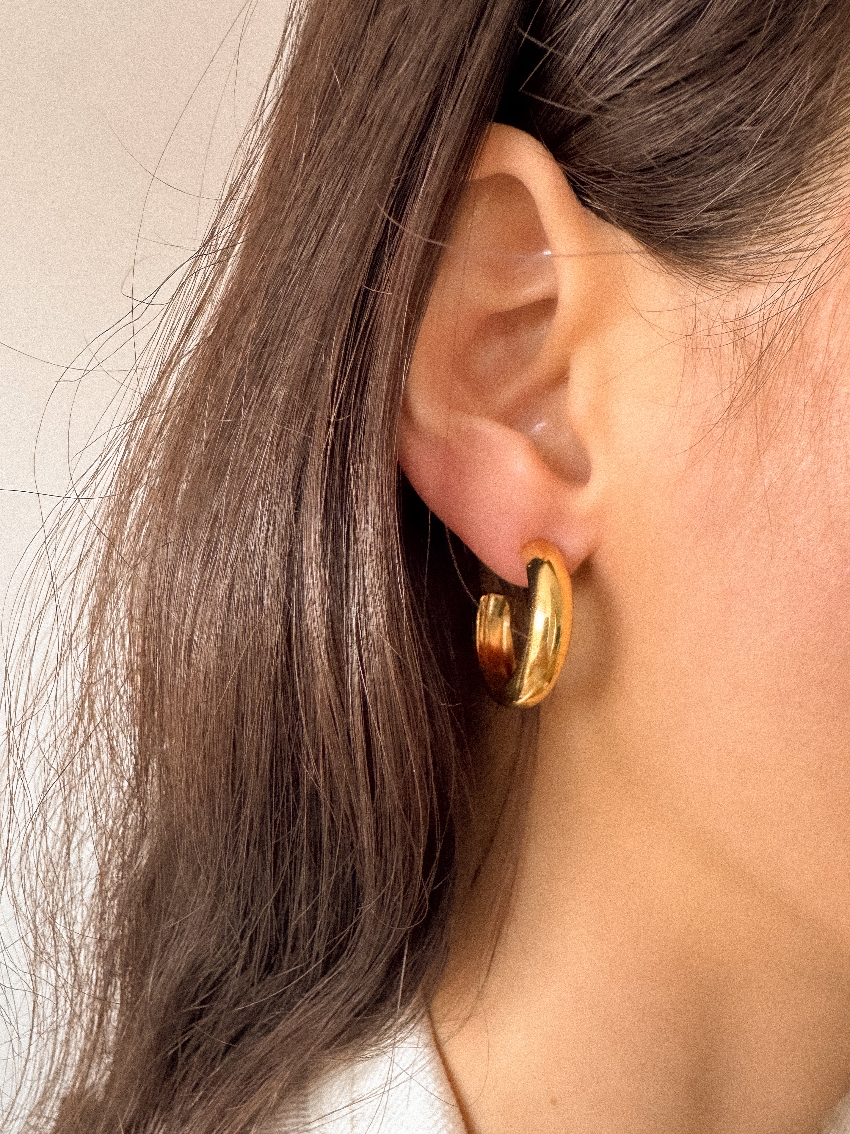 Meia Argola Básica - Dourada