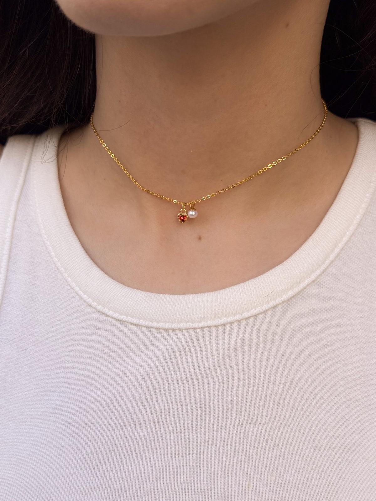 Colar Mini Coração Vermelho - Dourado