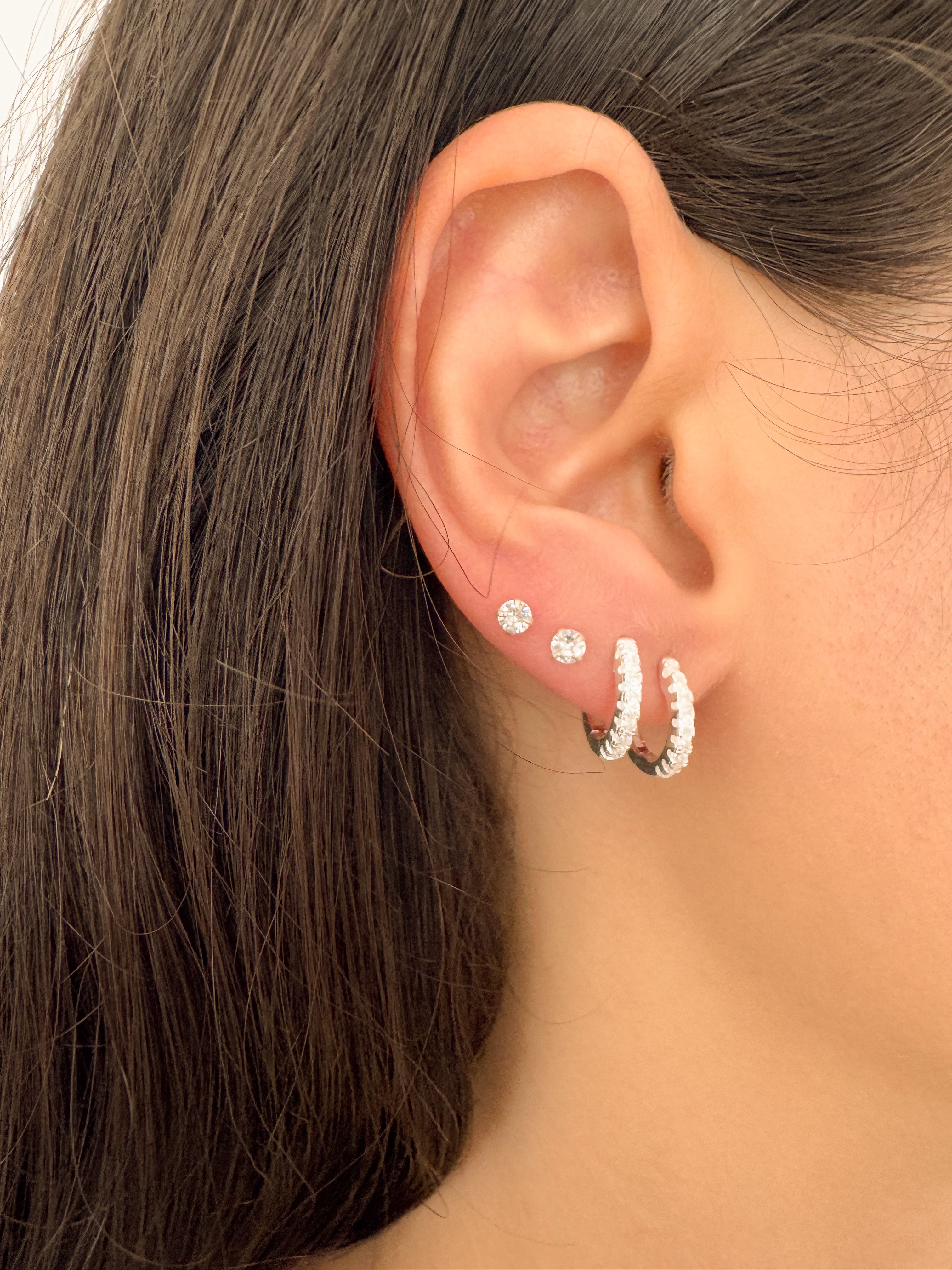 Argola Cravejada Externa e Interna - Prata 925